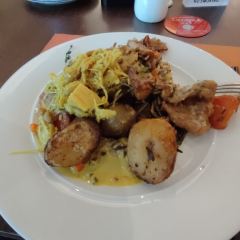 Café @ 2 All Day Dining Restaurant @ Hilton Guangzhou Tianhe User Photo