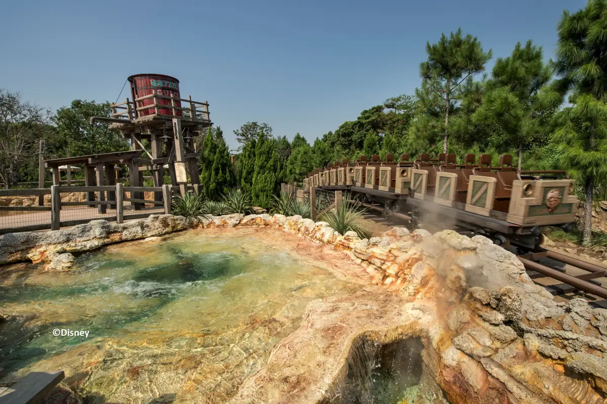 Hong Kong Disneyland Thrill-Seeker Rides