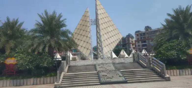 鄰近岡州廣場的酒店