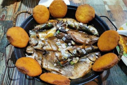 Xiaoluohaohaixianguan