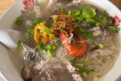 旧戏院猫仔粥(团结路店)