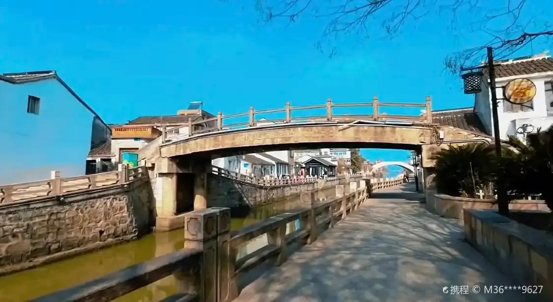 Hotels near Zhoutie Town