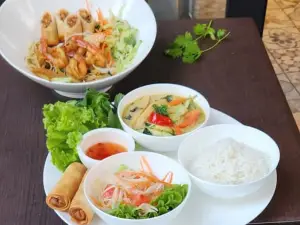 Le Petit Thai