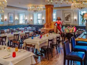 Palais Bistro