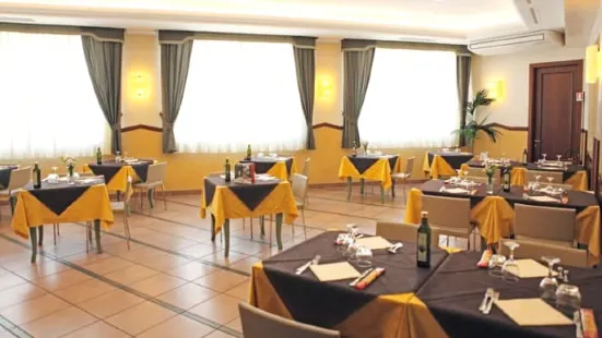 Hotel Mondial Ristorante Bistrot Storani