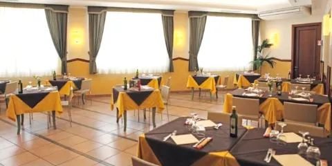 Hotel Mondial Ristorante Bistrot Storani