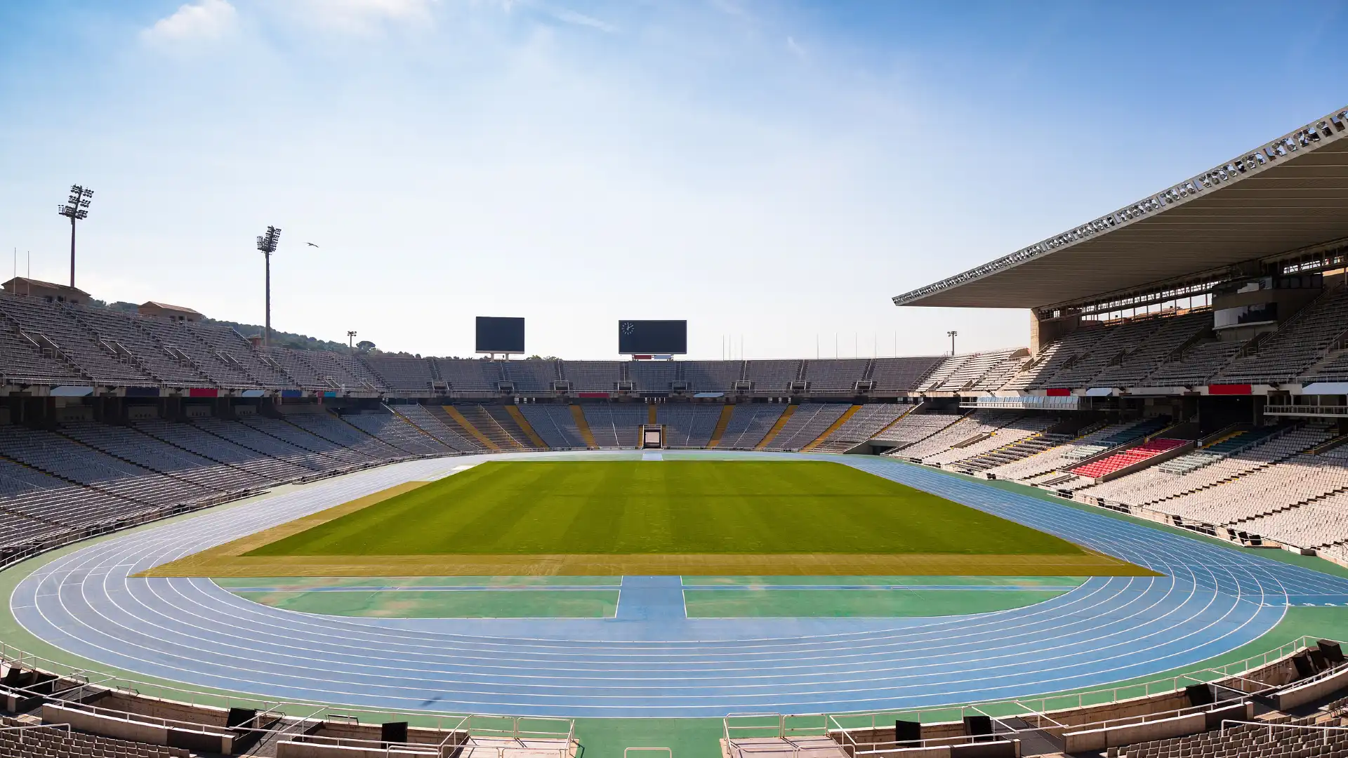 Hotels near Lluís Companys Olympic Stadium