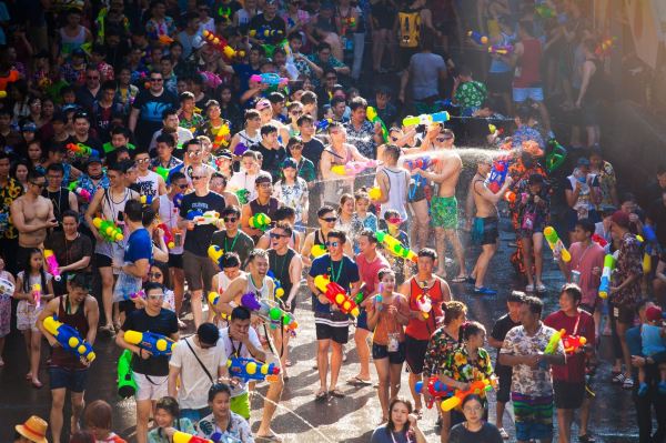 เทศกาลสงกรานต์ ถนนข้าวสาร