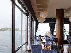 Aqua Restaurant