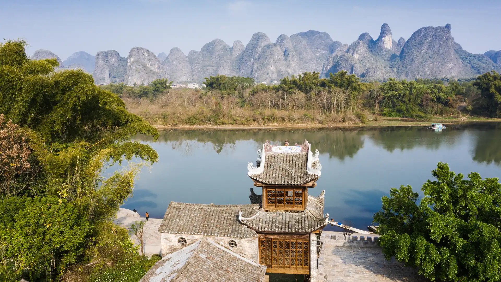 Hotels near Liugongcun