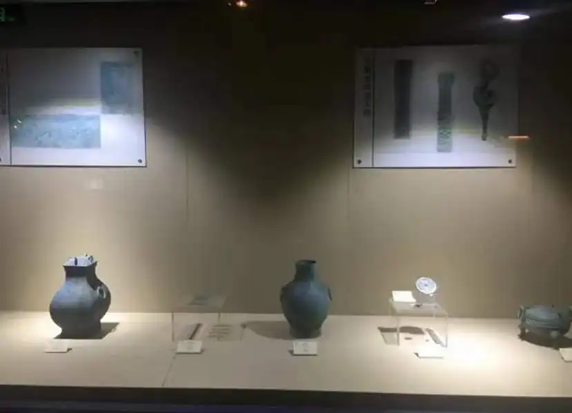 Các khách sạn gần Baren Museum