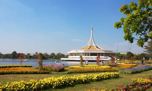 Suan Luang Rama IX Park