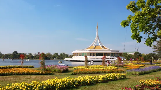 ラーマ9世公園