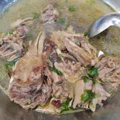 LAO CHENG GEN WEN HUA ZHU TI CAN TING User Photo