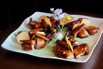 MEMORY OF QIONGZHOU·SHICHU