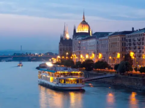 Migliori 20 Attrazioni del Giro Notturno a Ungheria