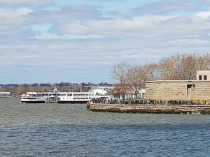Statue Of Liberty Cruises With Landing