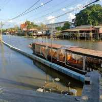 ที่พักริมคลองบางกอกน้อย
