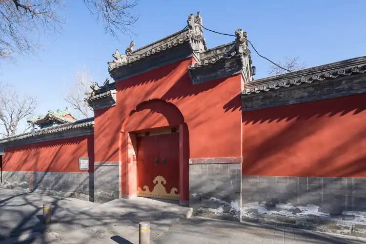 Hotels near Xuanren Temple