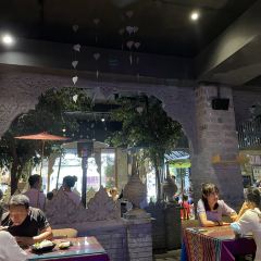dehong User Photo