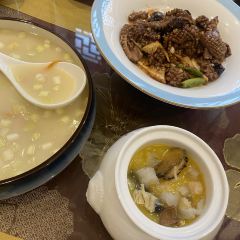 YAN XI TANG User Photo