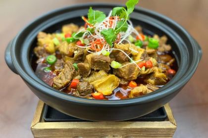 怒江貢山伊拉米拉雲居飯店·清晏餐廳