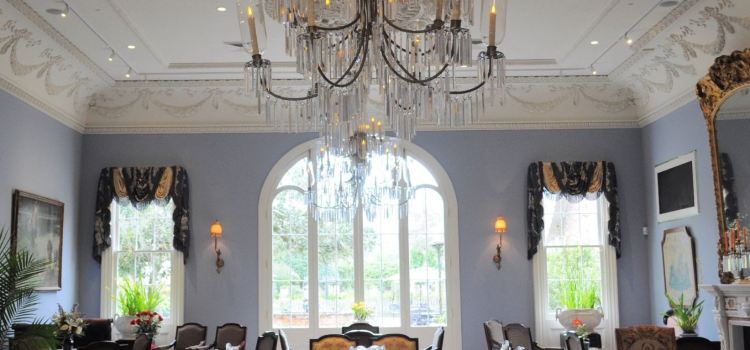 The Carriage House Restaurant