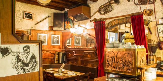 【バングル】FRANCO FLORENCE 1980年代イタリアンヴィンテージ Jazz Club Novecento 900 (Venice City Center, Venice) - Restaurant