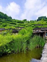 Jinjiang Wooden House Village