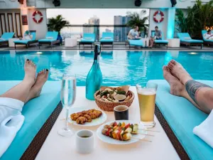 Liquid Sky Bar