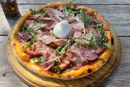 PIT STOP Food Court - Eat Drink Relax