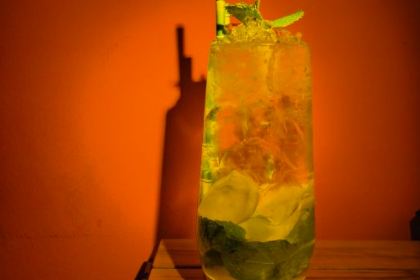 大吉·酒后行为艺术馆