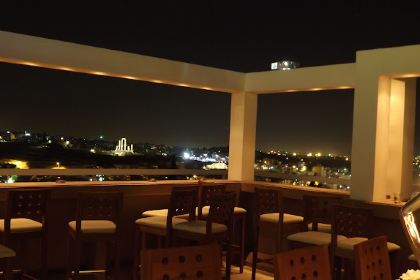 Cantaloupe Gastro Pub