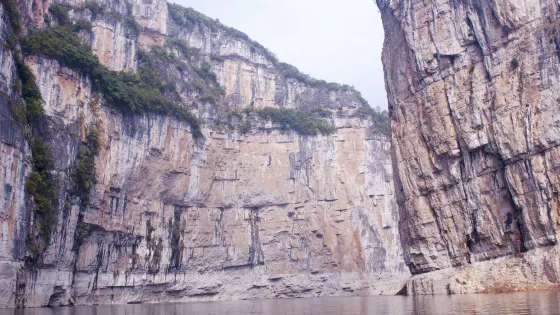 飛龍湖