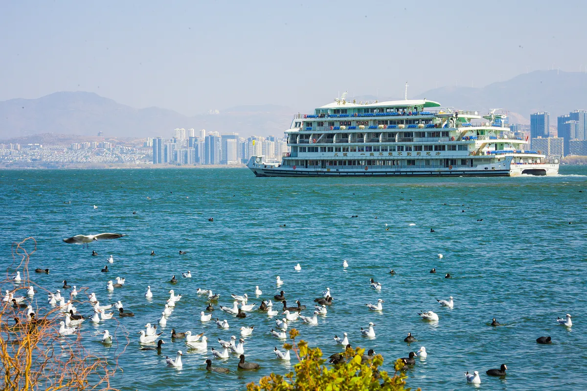Erhai Lake Cruise