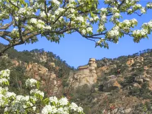 Yiwulü Mountain