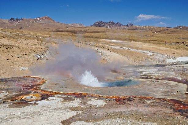 Tagejia Grand Geyser
