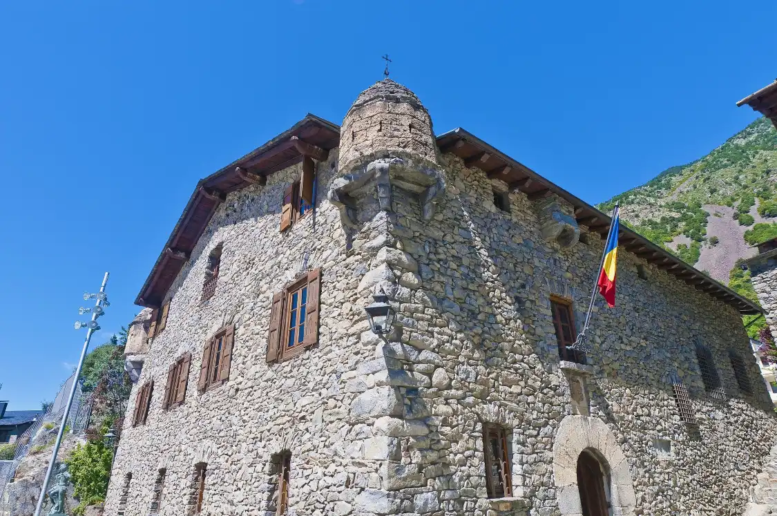 Hotels near Casa de la Vall