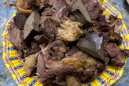 白公羊烤肉拉麵館