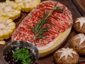Cửa hàng nướng Mậu Dịch