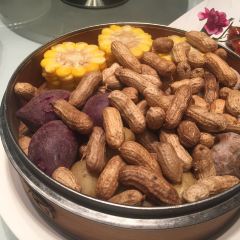 TONG QING LOU User Photo