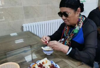 Guoyuanzhailaomijia(beiguangjijiedian) User Photo