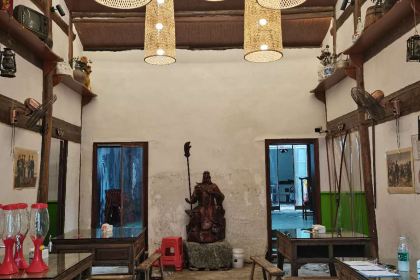 侬家小院(日峰山永城路店)