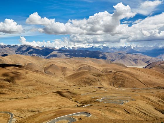 Mount Qomolangma