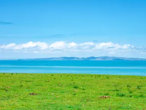 Qinghai Lake Erlangjian Scenic Area