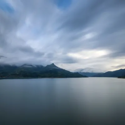 Номер с видом на горы Отели в г. Юньхэ