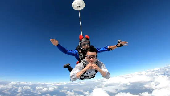 China Skydivers