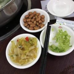 SHENG JI GUAN TANG NIU ROU YIN FENG FEN DIAN User Photo