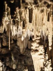 Cueva de Hinagdanan