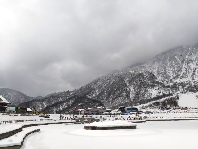 西嶺雪山